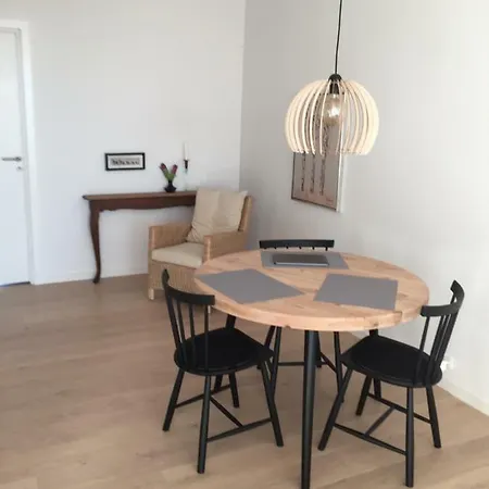 Laekker Lejlighed Med Havneudsigt *